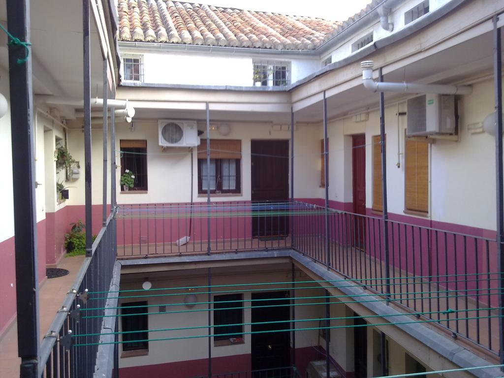Apartamento En Corrala Madrid Exterior foto