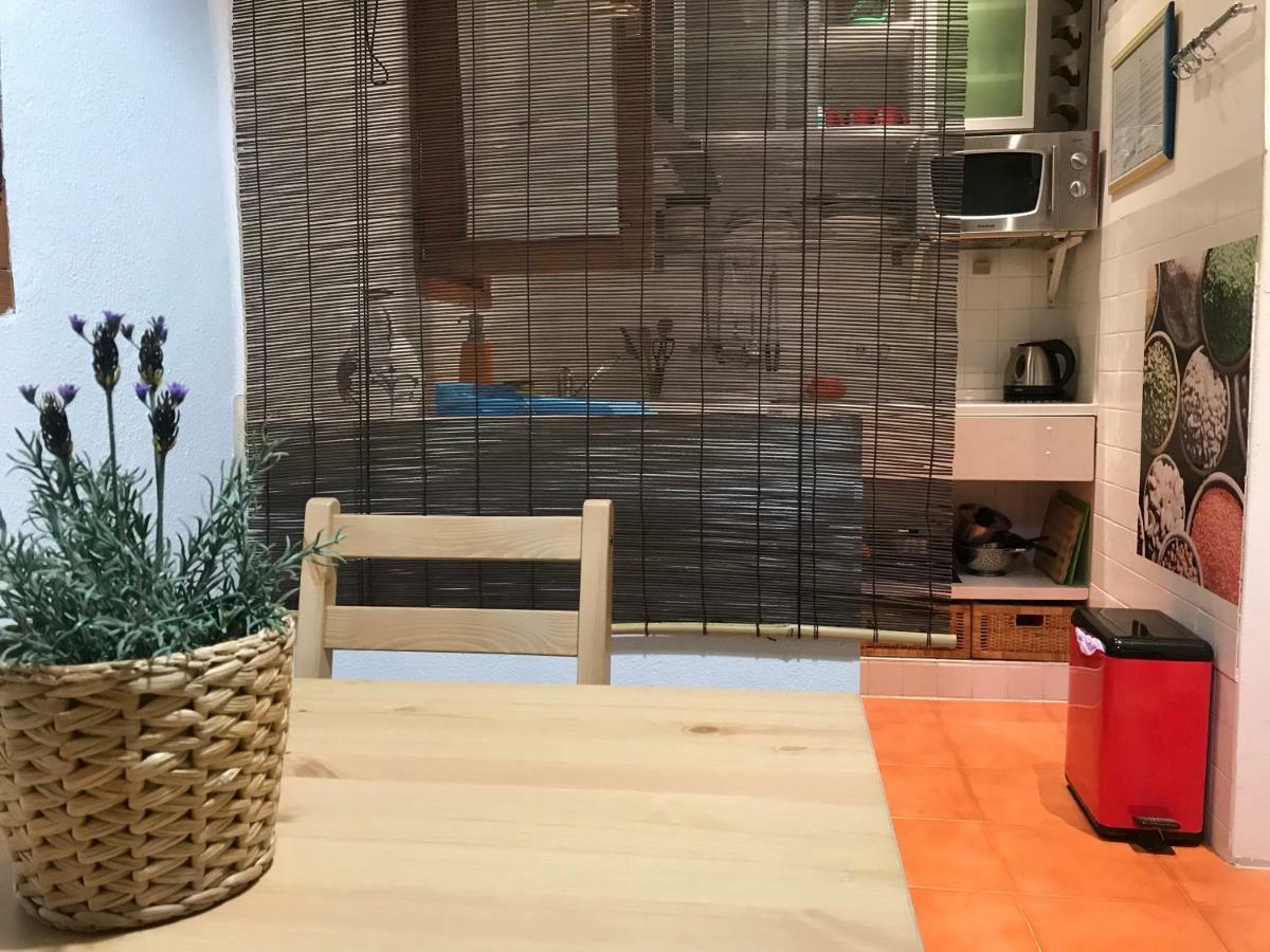 Apartamento En Corrala Madrid Exterior foto