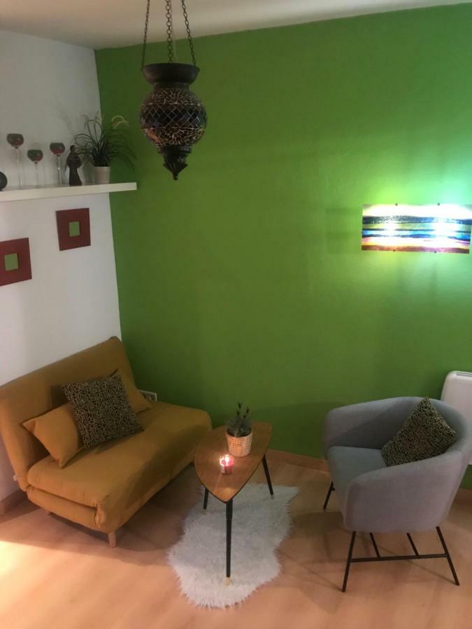 Apartamento En Corrala Madrid Exterior foto